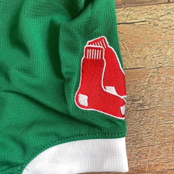 Red Sox Green Athletic Jersey, size Large, 30$ - Picture 4 of 5